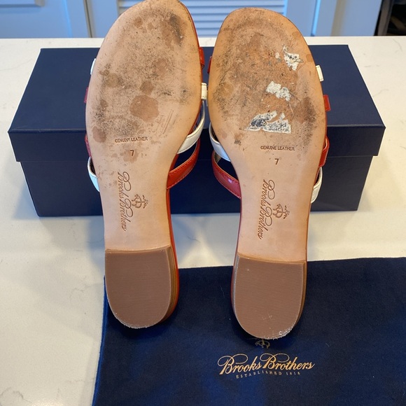 Brooks Brothers Red and White Leather Sandals - Picture 4 of 5